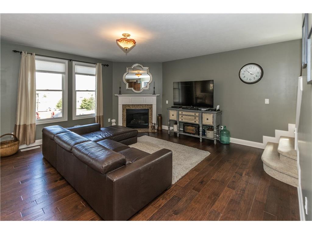 10249 NORMANDY Way, Fishers, IN 46040