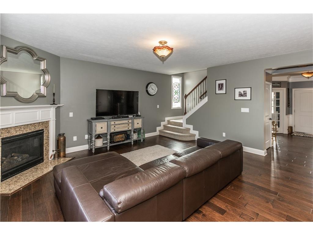 10249 NORMANDY Way, Fishers, IN 46040