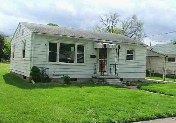 1003 Rowe StFrankfort, IN, 46041Clinton County