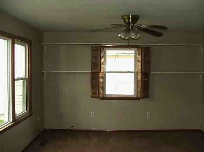 1003 Rowe StFrankfort, IN, 46041Clinton County