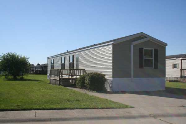 Hoosier Estates 1005 CAMPBELL STLebanon, IN 46052