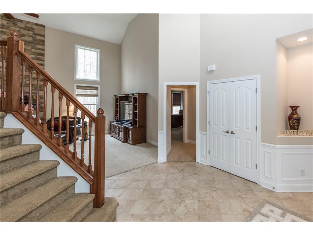 9517 North MAY APPLE Drive, Mc Cordsville, IN 46055