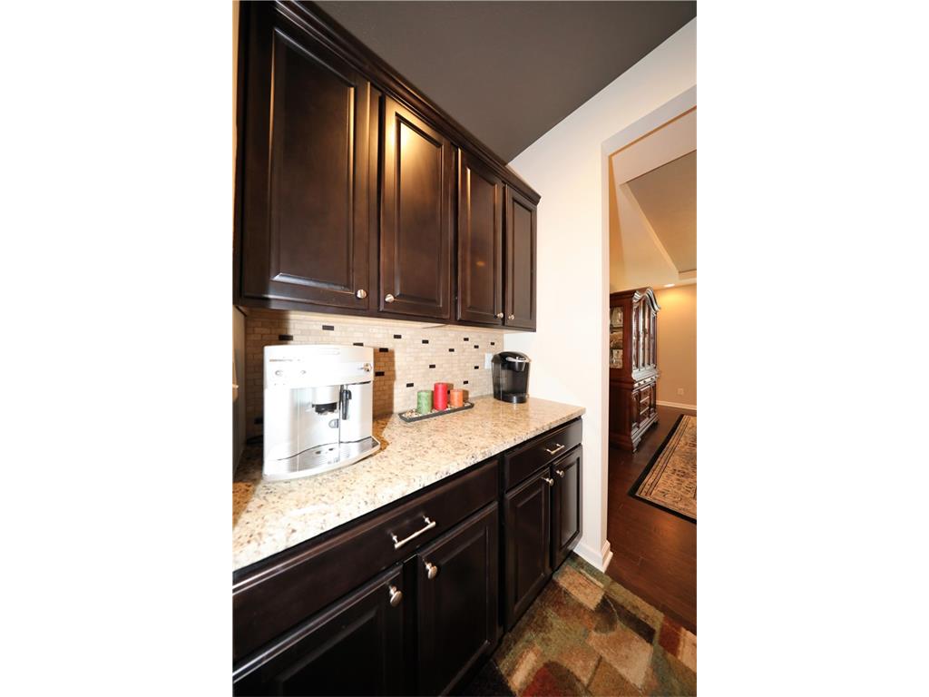 9944 Timberwood Lane, Mc Cordsville, IN 46055