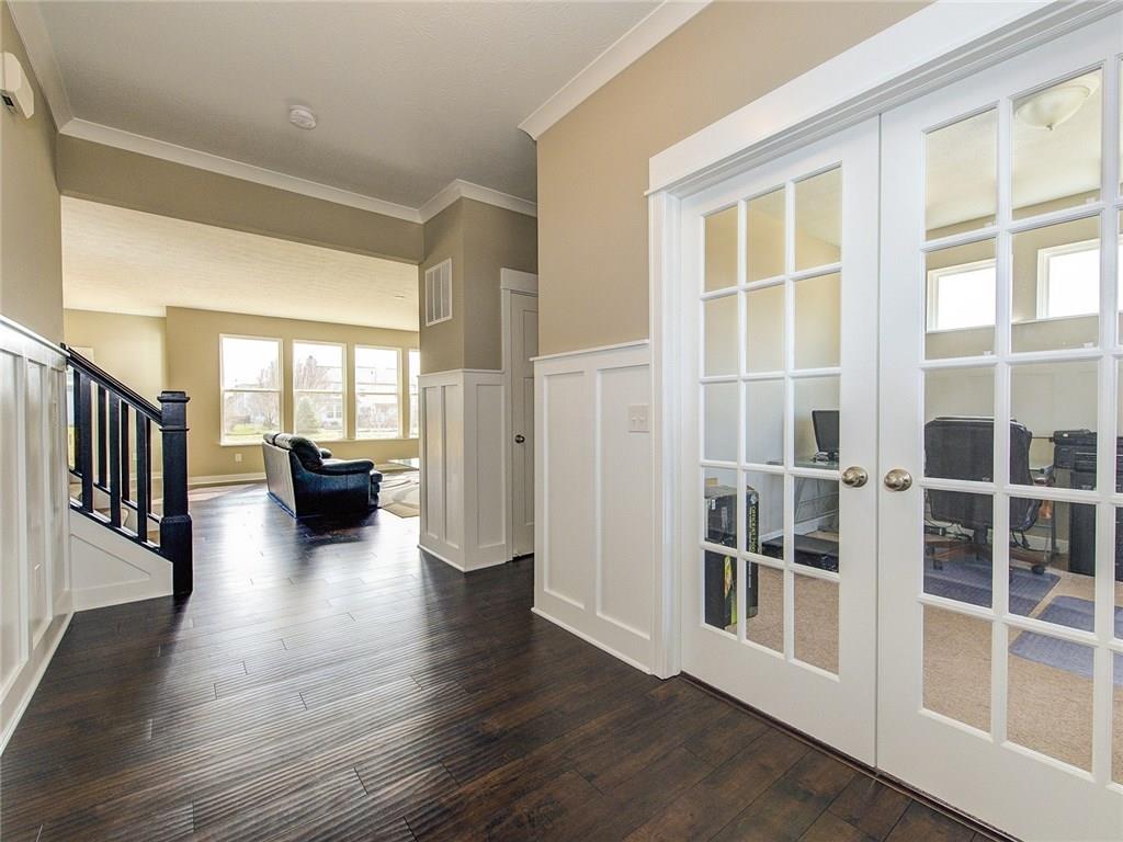 5977 Bartley Drive, Noblesville, IN 46062