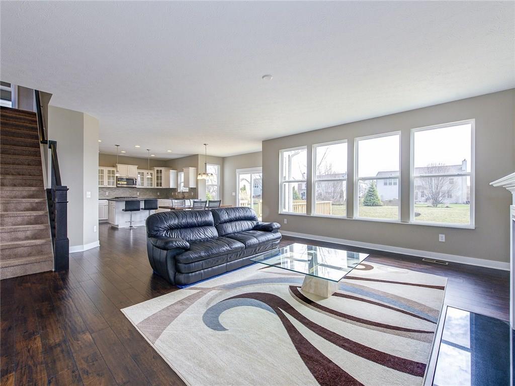 5977 Bartley Drive, Noblesville, IN 46062