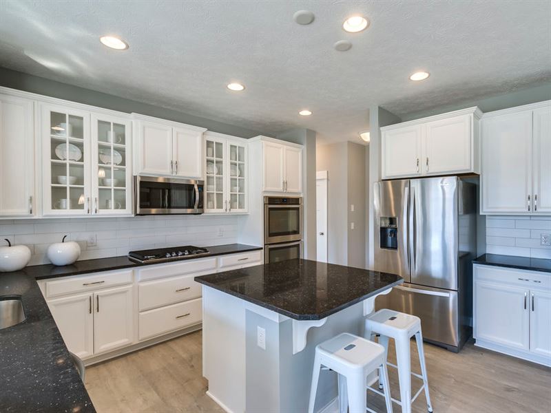 4905 Andover Parkway, Westfield, IN 46062