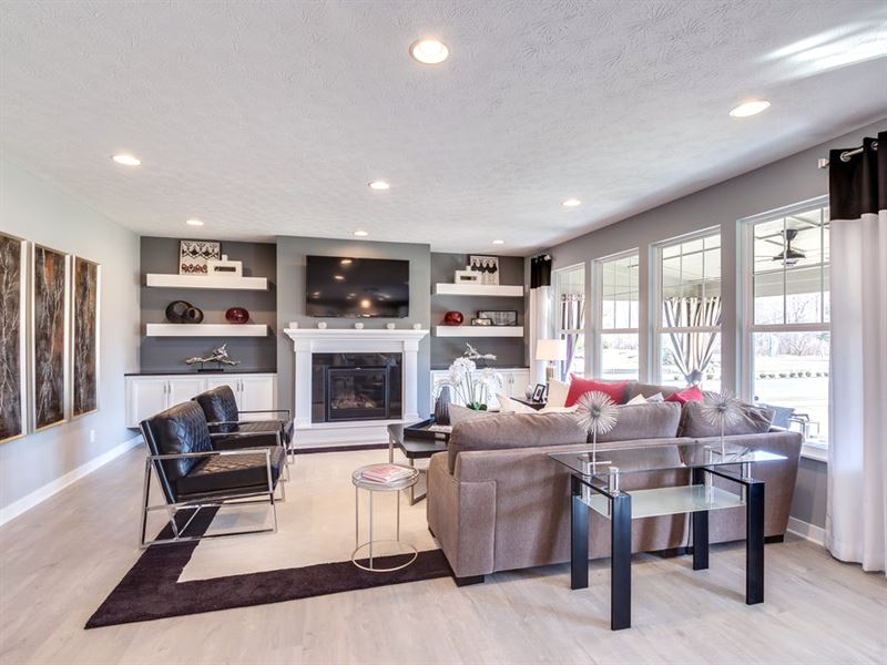 4905 Andover Parkway, Westfield, IN 46062
