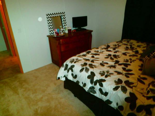 Rose Lake Estates 8727 W. Carefree DrPendleton, IN 46064