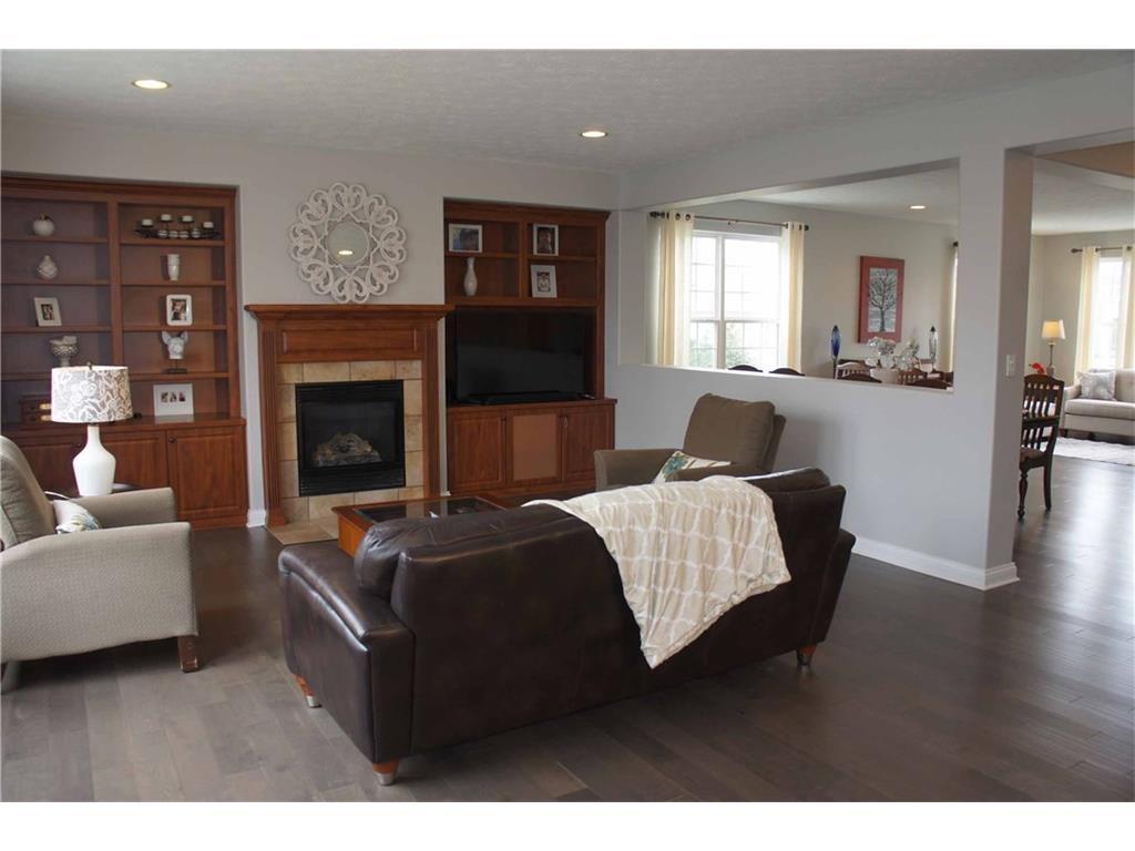 15744 Buxton Drive, Westfield, IN 46074