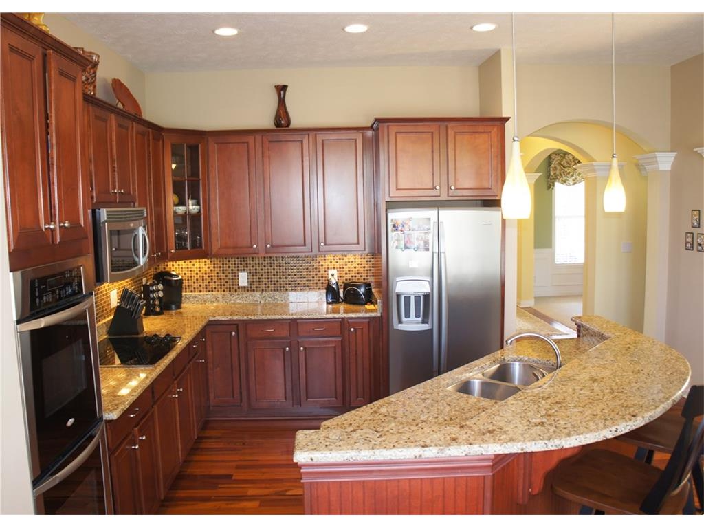 2720 Old Vines Drive, Westfield, IN 46074