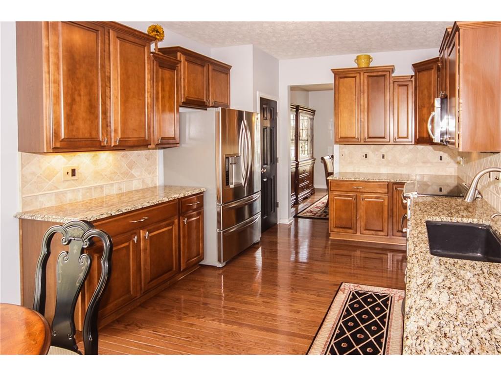 3238 Cimmaron Ash Drive, Zionsville, IN 46077
