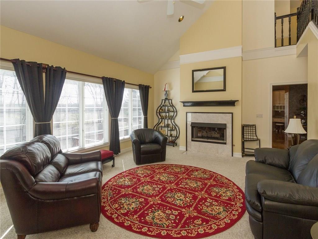 645 Mulberry Street, Zionsville, IN 46077
