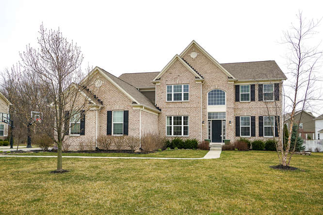 2515 Boylston Ct., Zionsville, IN 46077