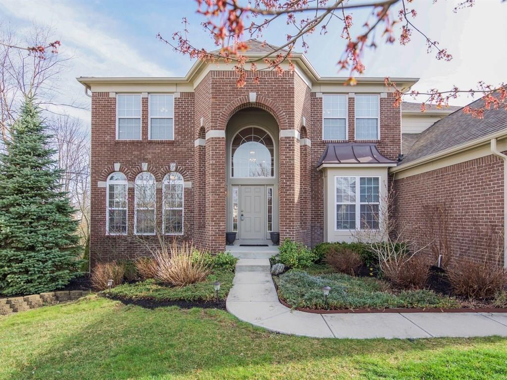 3852 Branch Creek Court, Zionsville, IN 46077