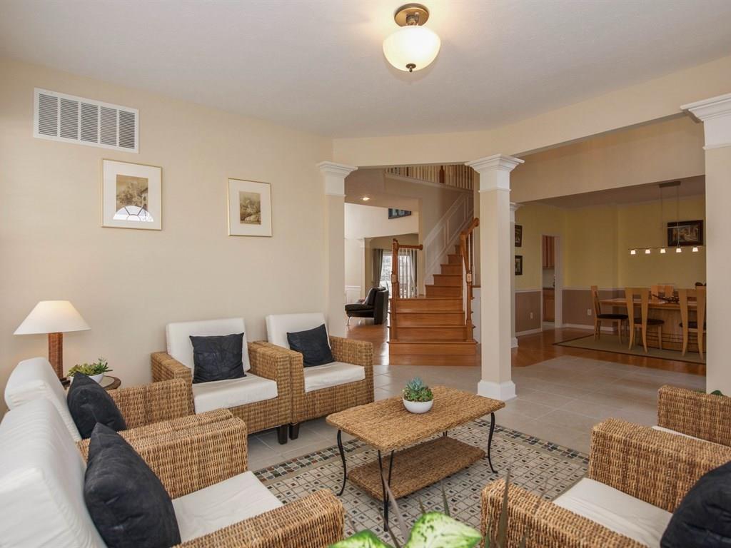 3852 Branch Creek Court, Zionsville, IN 46077