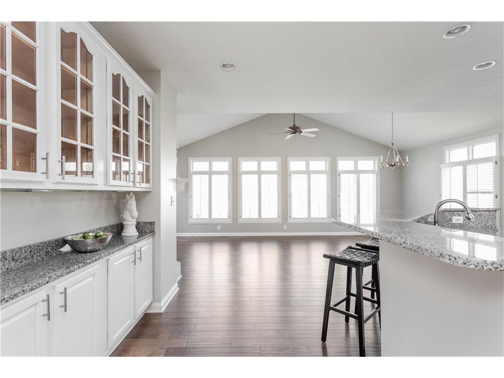4324 Riverbirch Run, Zionsville, IN 46077