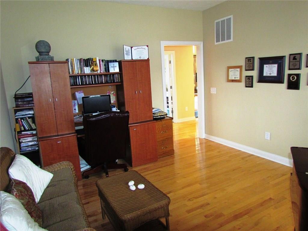 4961 South Cobblestone Drive, Zionsville, IN 46077