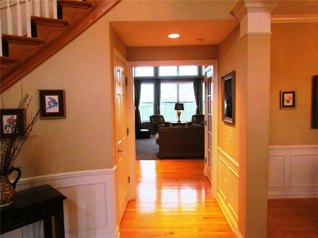 4961 South Cobblestone Drive, Zionsville, IN 46077