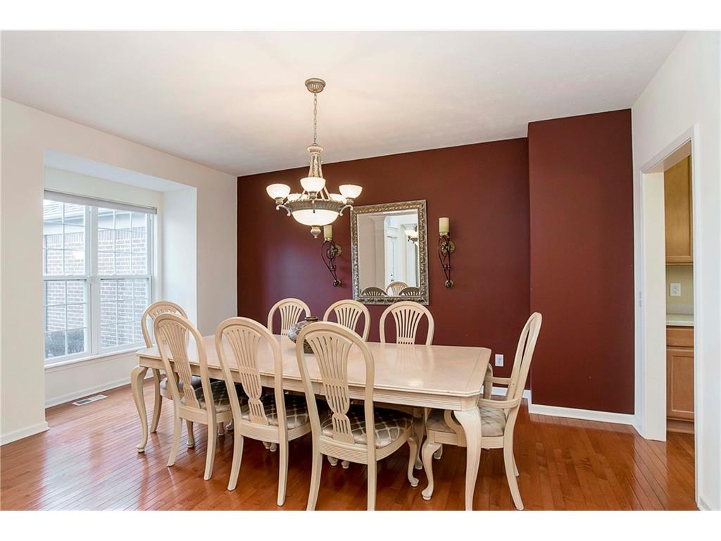 3863 Heathfield Court, Zionsville, IN 46077