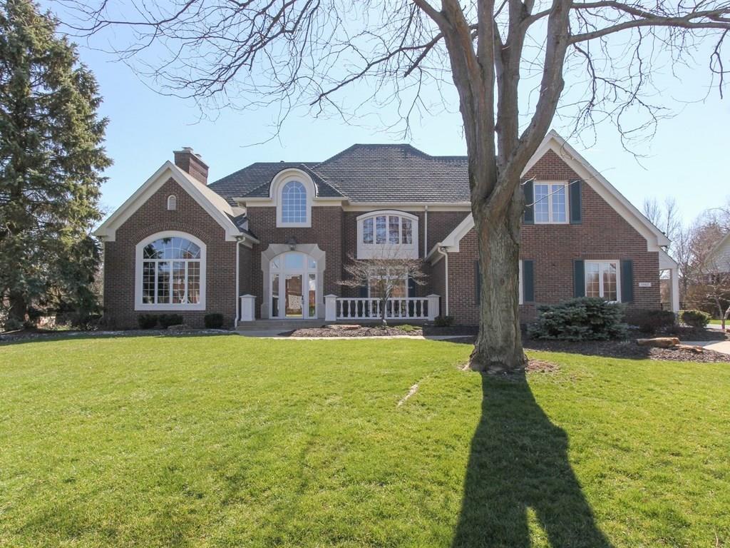 1945 Mulsanne Drive, Zionsville, IN 46077