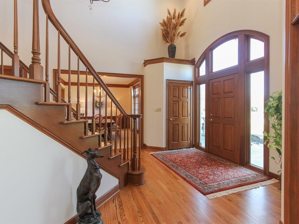 1945 Mulsanne Drive, Zionsville, IN 46077