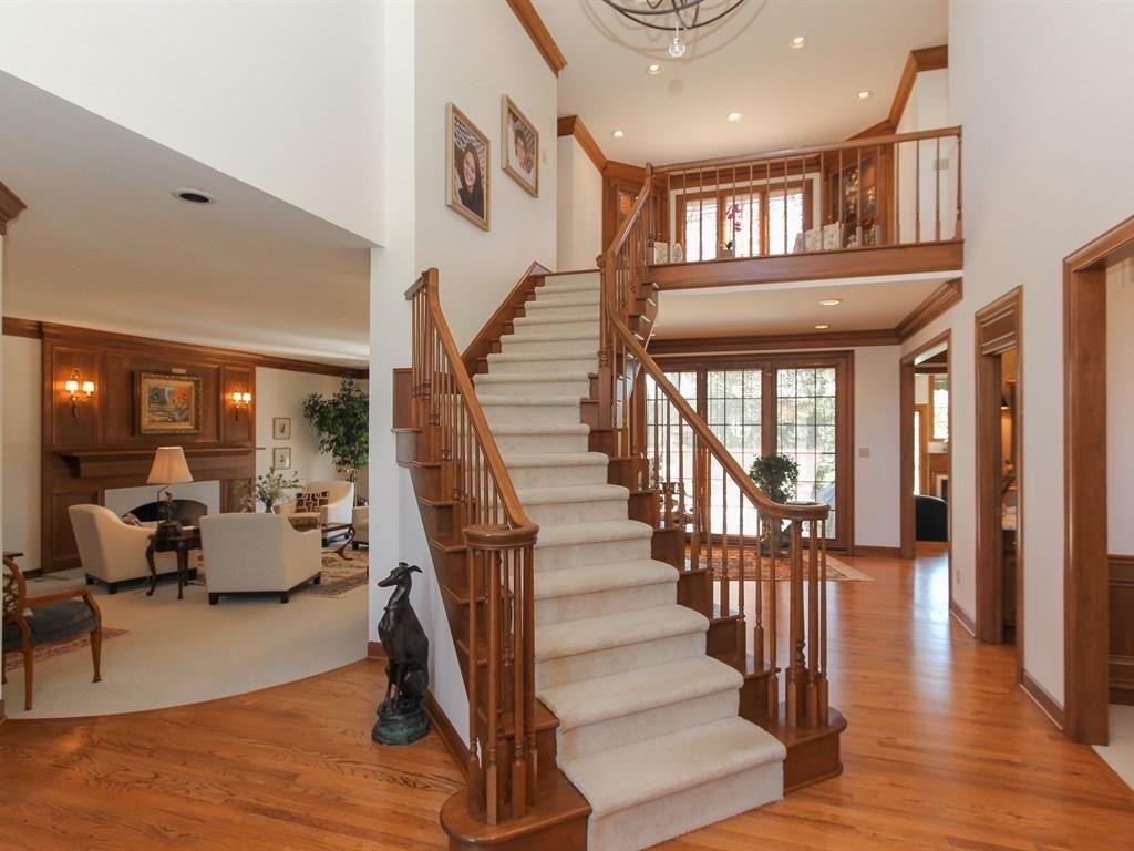 1945 Mulsanne Drive, Zionsville, IN 46077