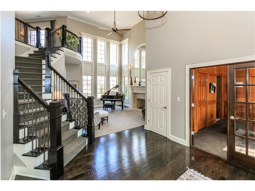 10192 HICKORY RIDGE Drive, Zionsville, IN 46077