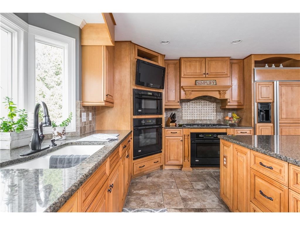 405 N 1000 E, Zionsville, IN 46077