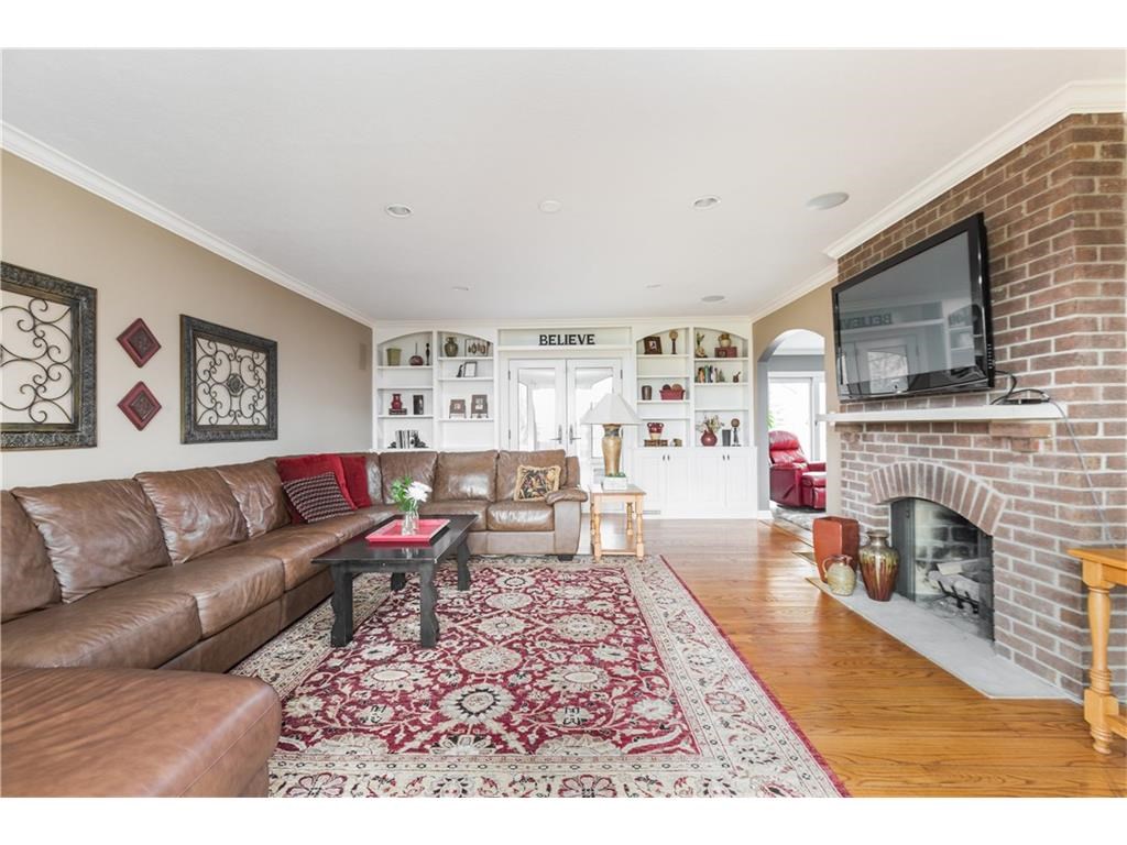 405 N 1000 E, Zionsville, IN 46077