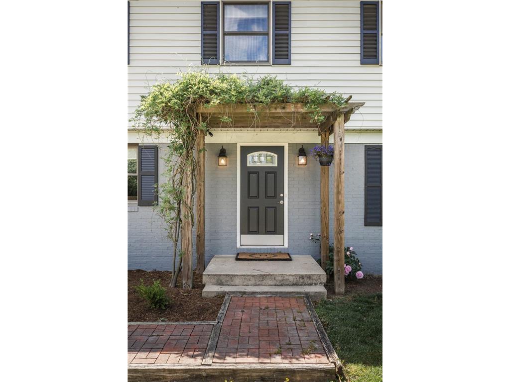 1702 South 1100 E, Zionsville, IN 46077