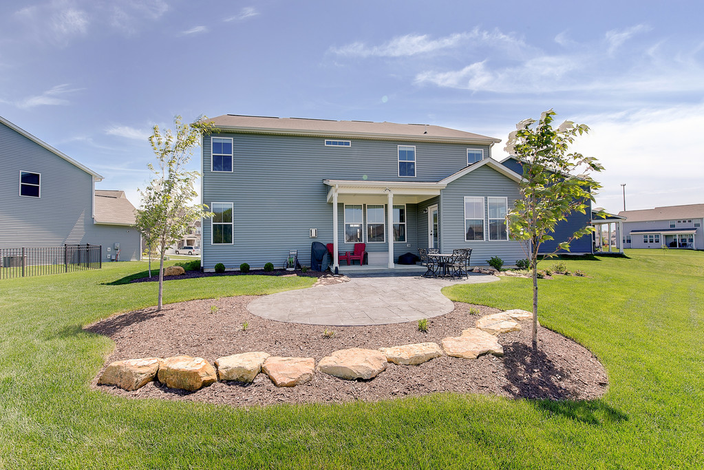 7728 Tanager Court, Zionsville, IN 46077