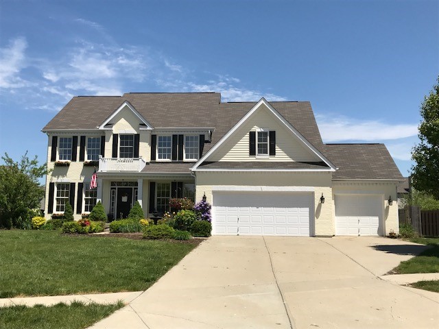 8838 Amber Stone Court, Zionsville, IN 46077