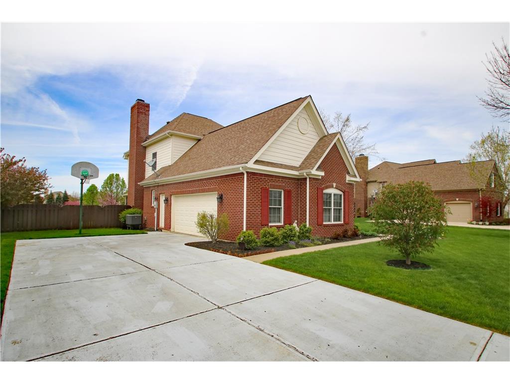 4300 Sedge Court, Zionsville, IN 46077
