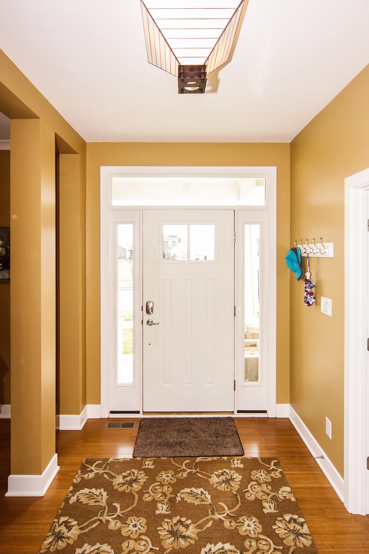 5928 Solomon Harmon Way, Zionsville, IN 46077