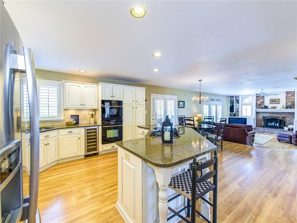 1740 Continental Drive, Zionsville, IN 46077