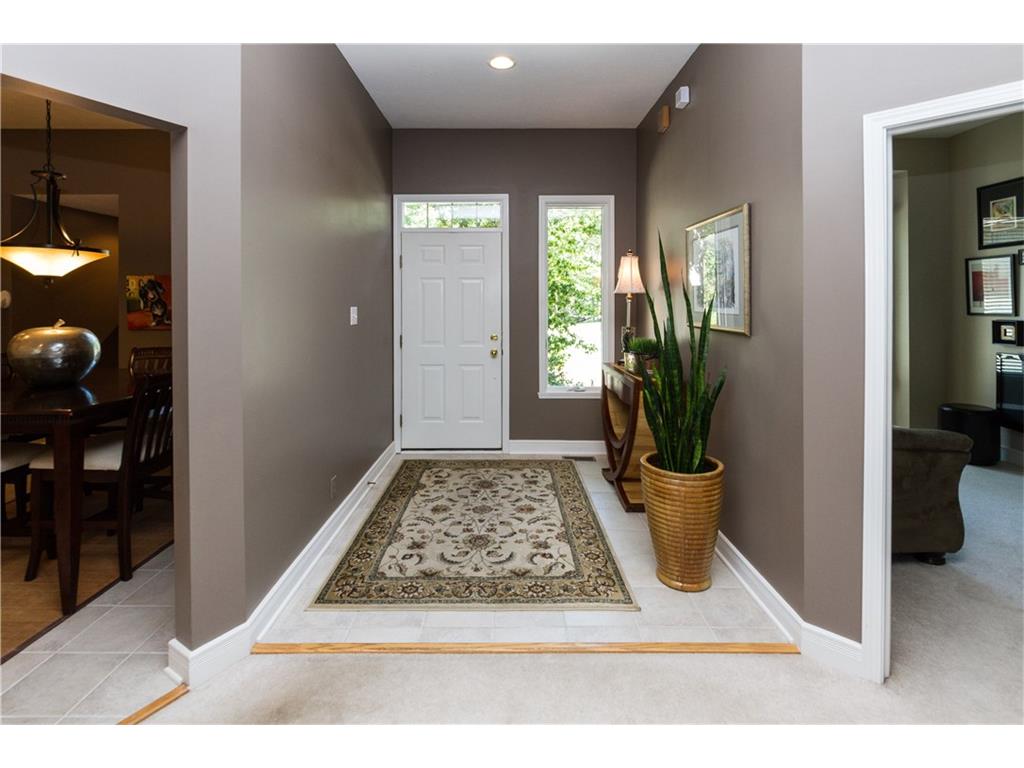 1185 Woodside Court, Zionsville, IN 46077