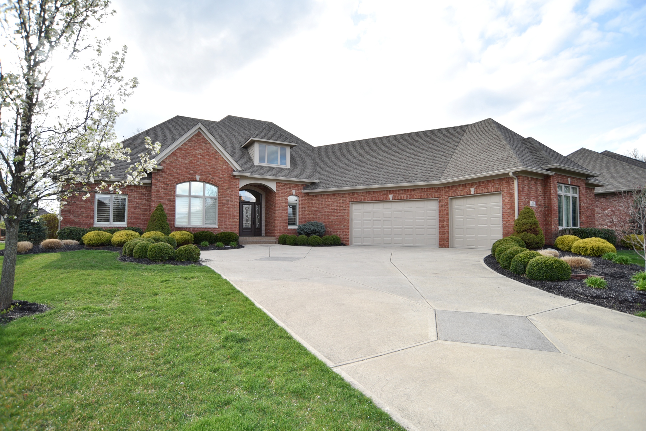 5922 Shallow Water Lane, Bargersville, IN 46106