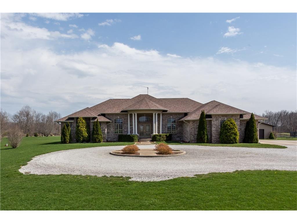 2517 South County Road 225 E, Danville, IN 46122