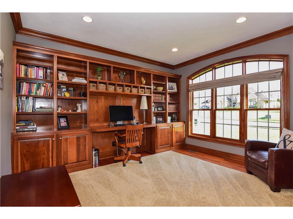 4733 PARKSTONE Lane, Avon, IN 46123