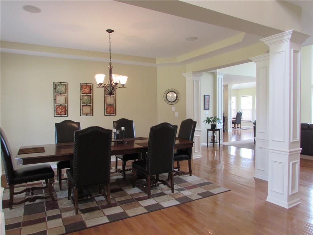 2141 Banburry Place, Avon, IN 46123