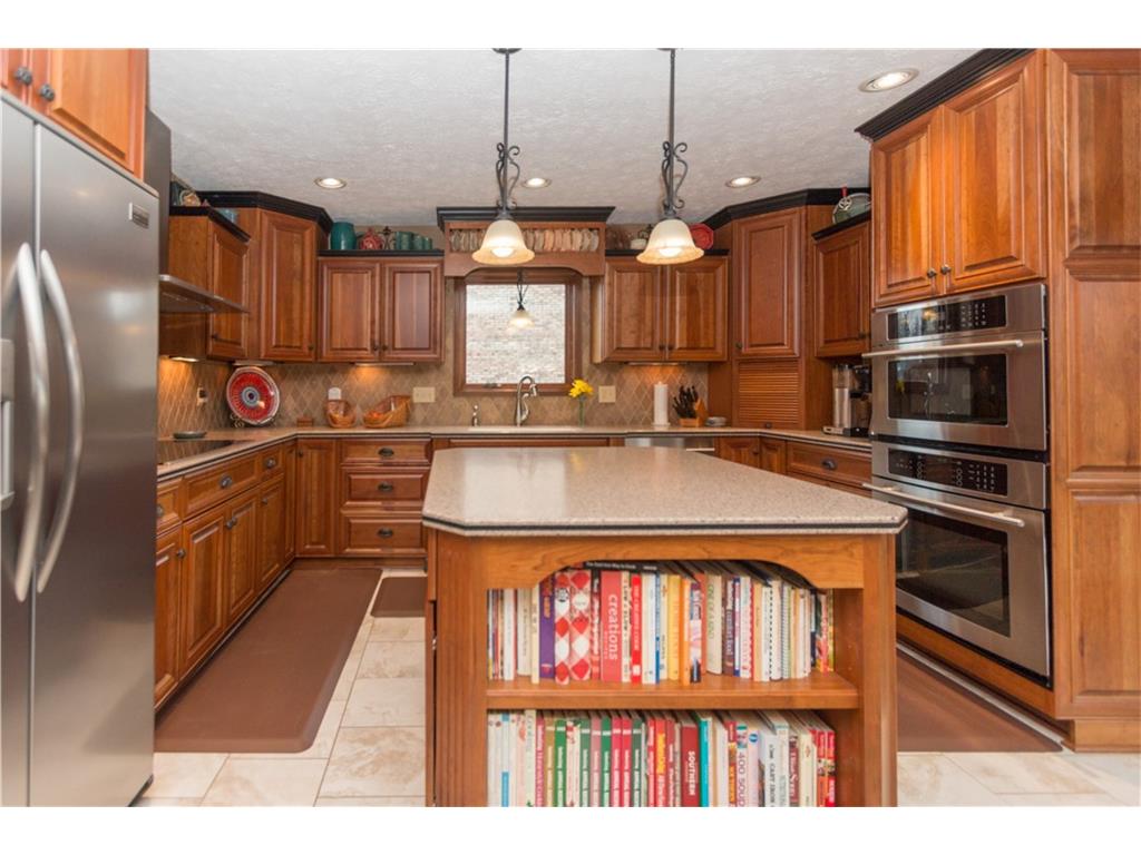 1029 Hudson Bay Drive, Greenwood, IN 46142
