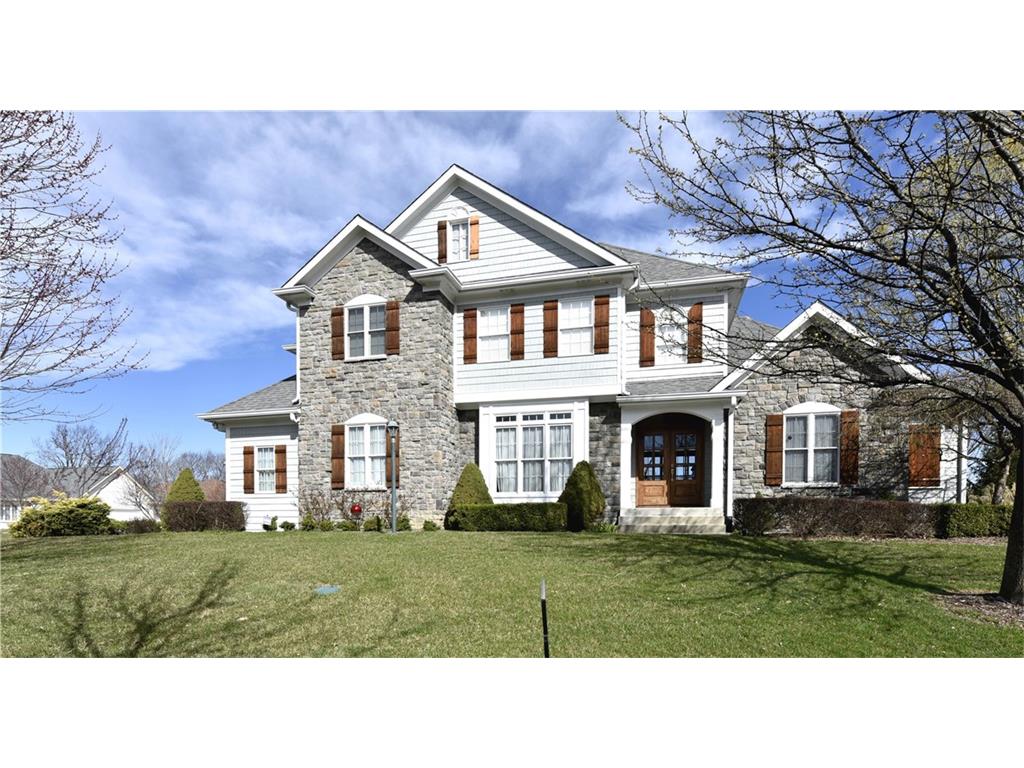 541 White Oak Lane, Greenwood, IN 46142