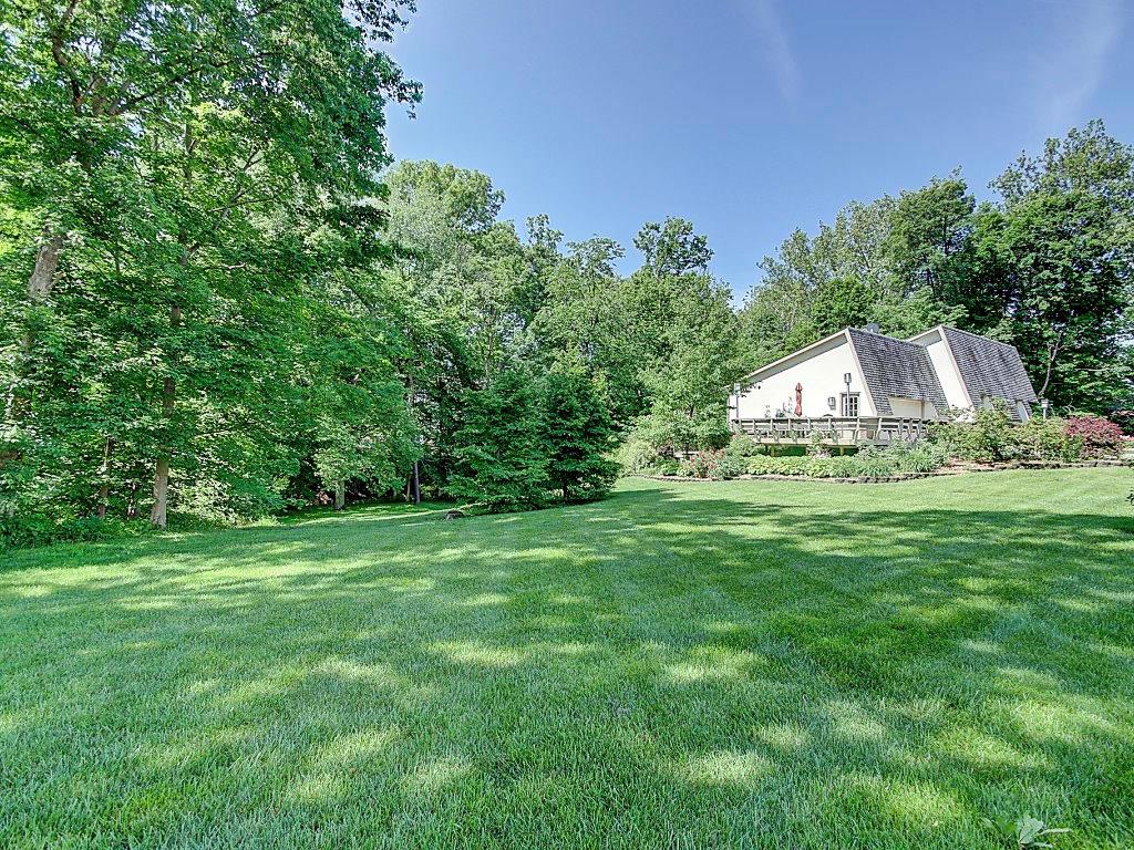 991 Briarwood Drive, Greenwood, IN 46142