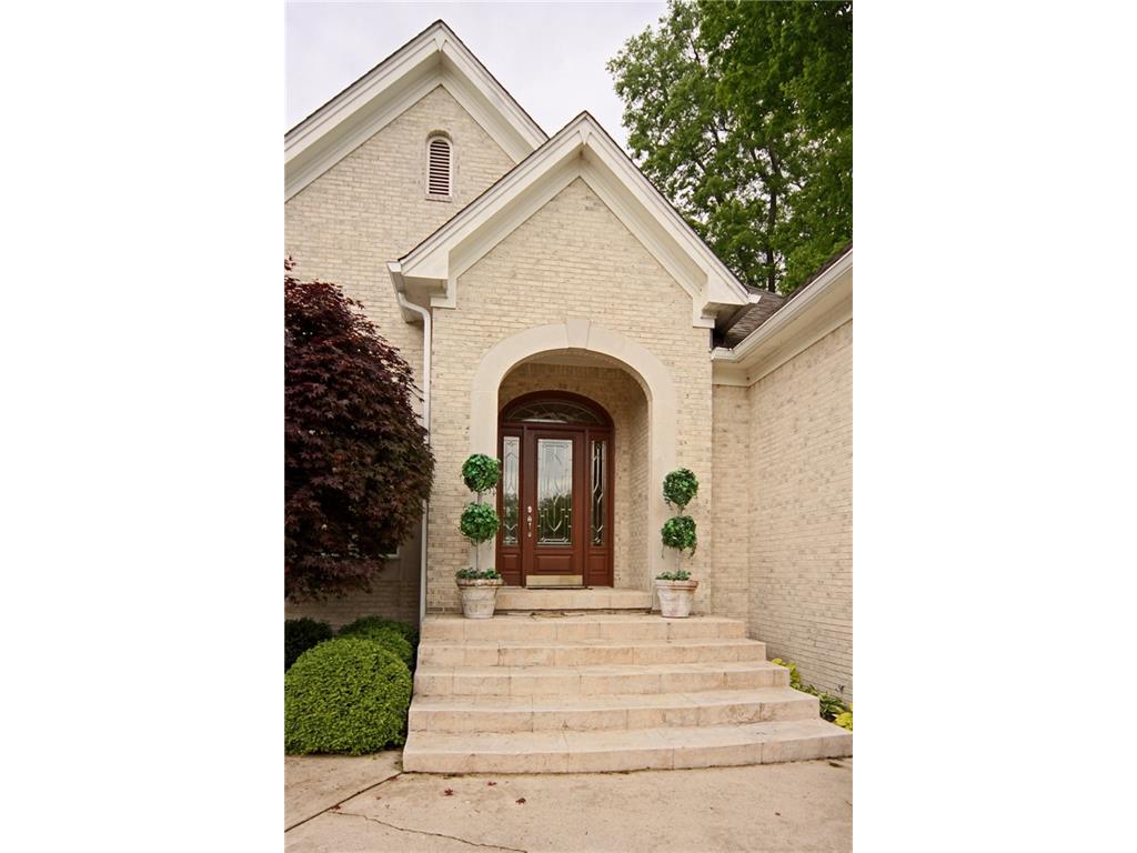 1996 Eagle Trace Drive, Greenwood, IN 46143
