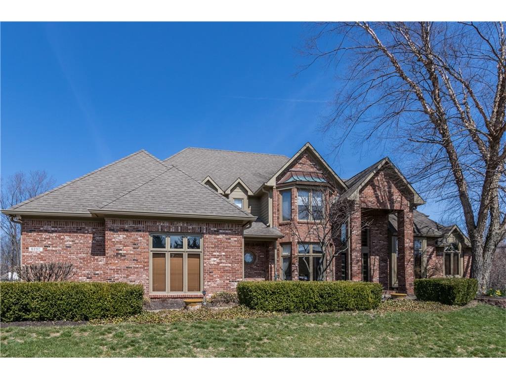 6230 Whitetail Run, Greenwood, IN 46143
