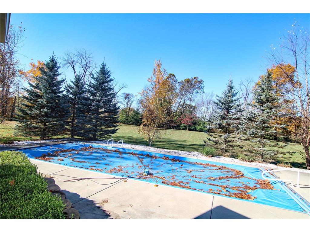 1271 West Stone Ridge Court, Greenwood, IN 46143