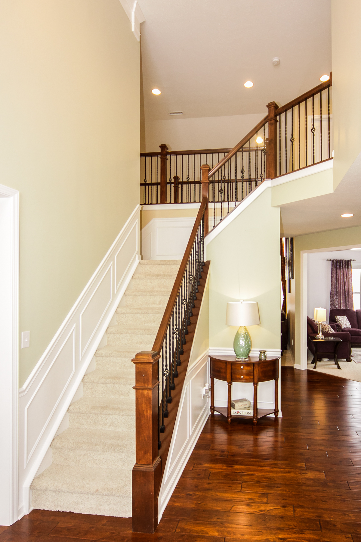 1312 Brentford Ln, Greenwood, IN 46143
