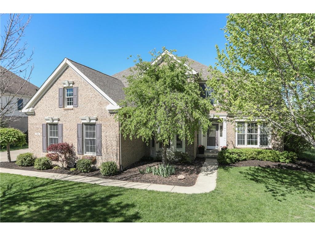 768 SILVERLEAF Drive, Greenwood, IN 46143