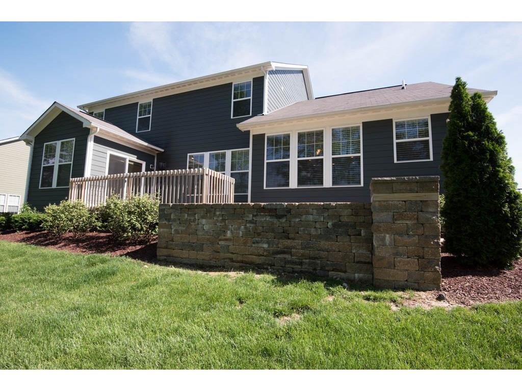 1224 Colinbrook Circle, Greenwood, IN 46143