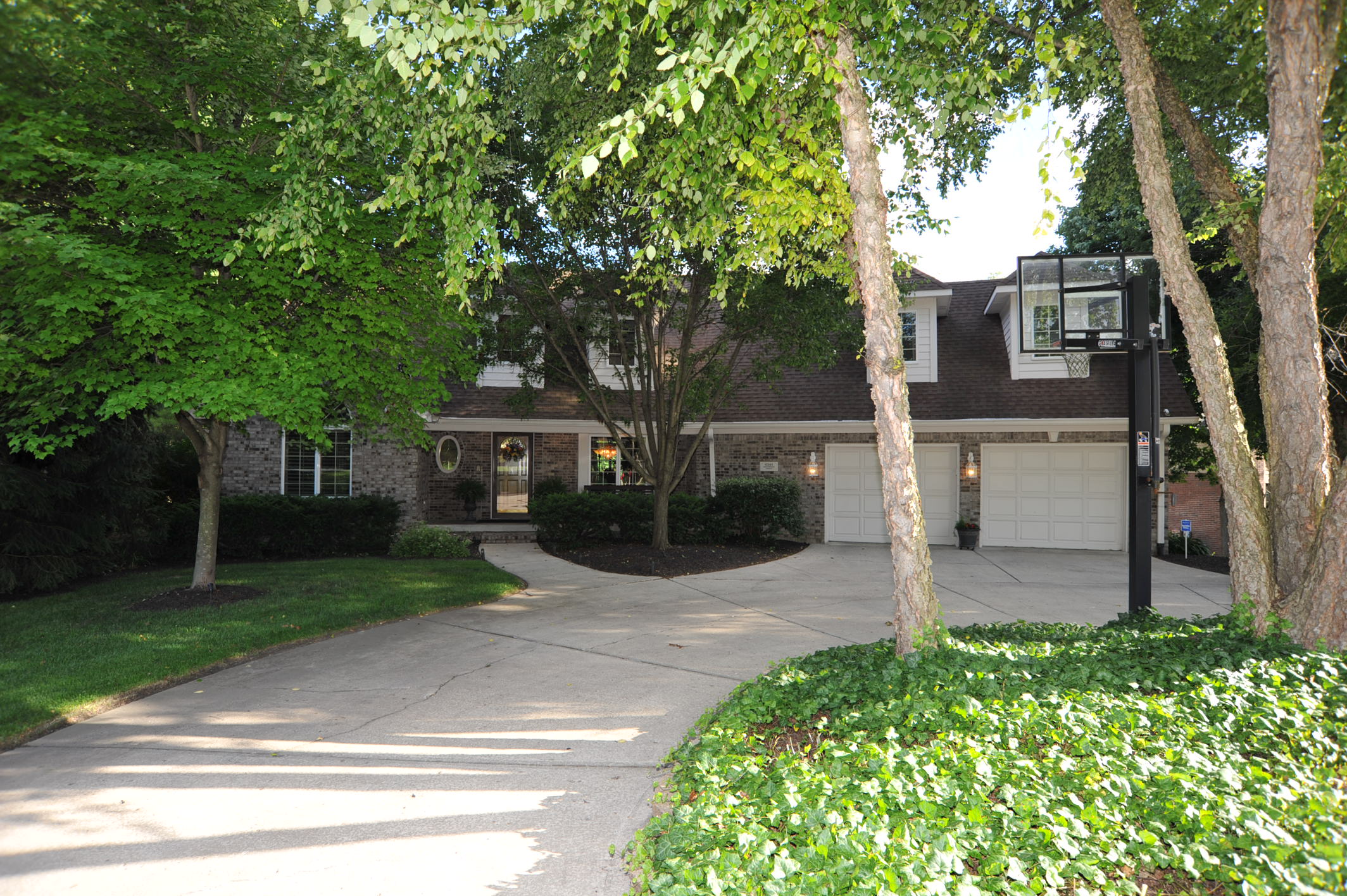 6397 Deerwood Court, Greenwood, IN 46143